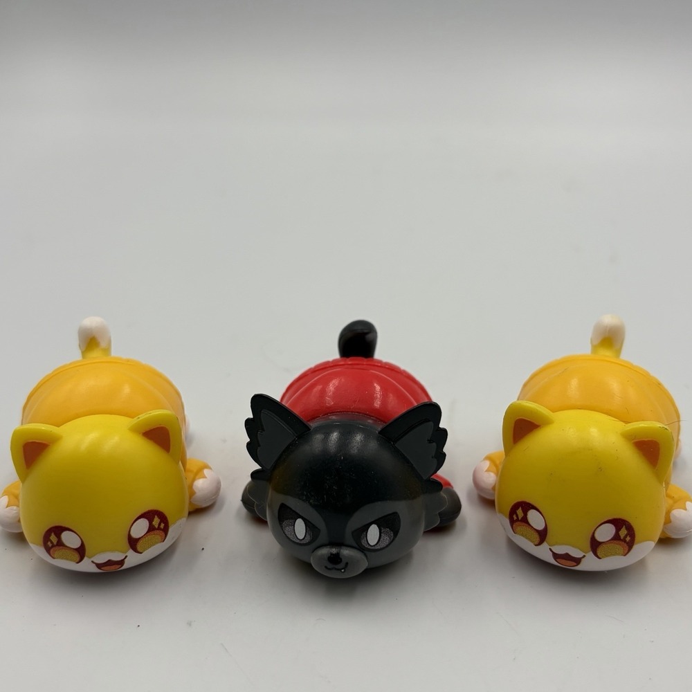 Aphmau Meemeows 2 Yellow Cat 1 Black Wolf Mini Figure Lot Bonkers‎ Toy Co